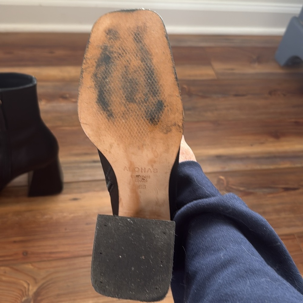 Soft Leather Alohas Black Boots size 38 - Picture 5 of 5